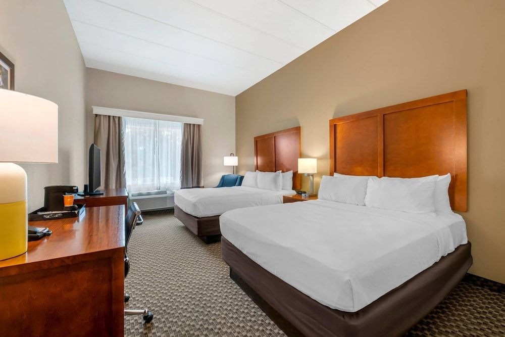 Standard Room, 2 Queen Beds, Non Smoking