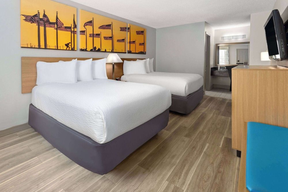 Standard Room, 2 Double Beds, Non Smoking
