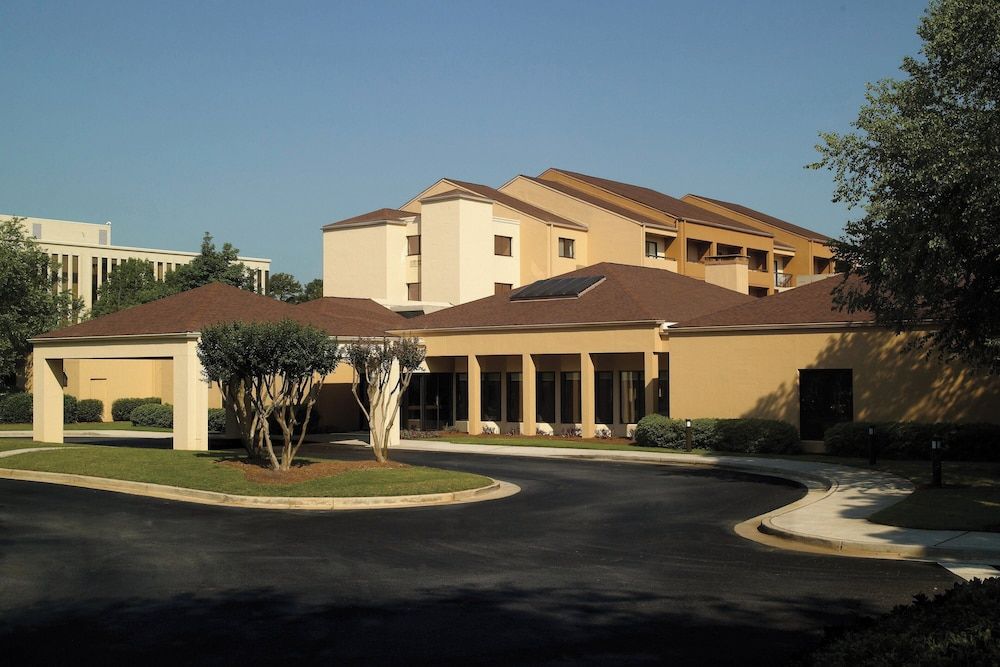 undefined Courtyard by Marriott - Atlanta Executive Park/Emory 2