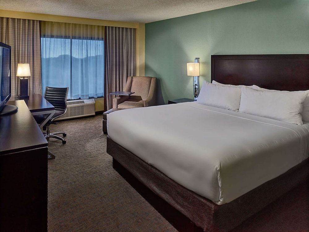 undefined Sonesta Atlanta Airport North 10