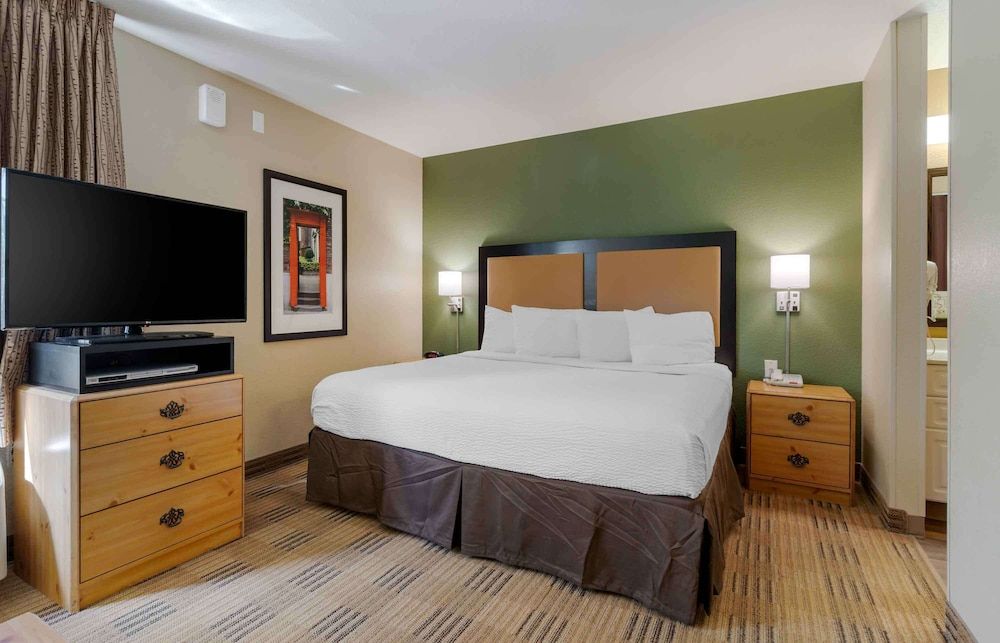 Extended Stay America Select Suites Atlanta Perimeter Peacht