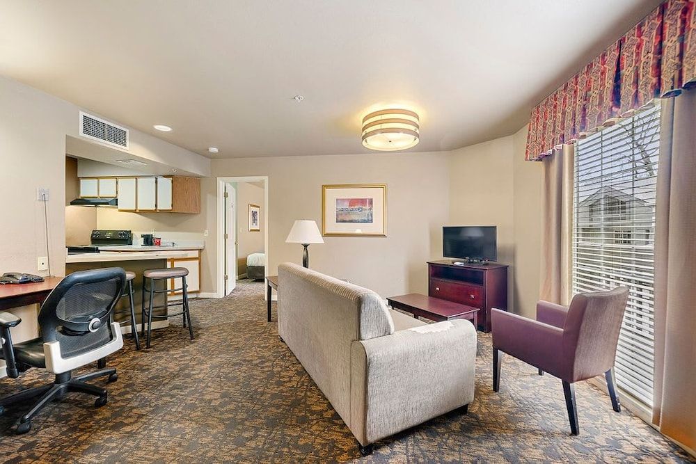 The 505 Collection Economy Triple Room, 2 Bedrooms 25