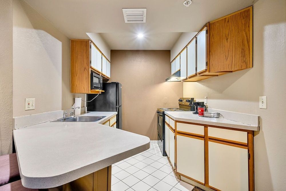 The 505 Collection Economy Triple Room, 2 Bedrooms 29