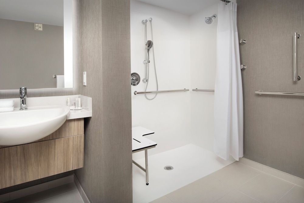 undefined SpringHill Suites by Marriott Atlanta Perimeter Center 10