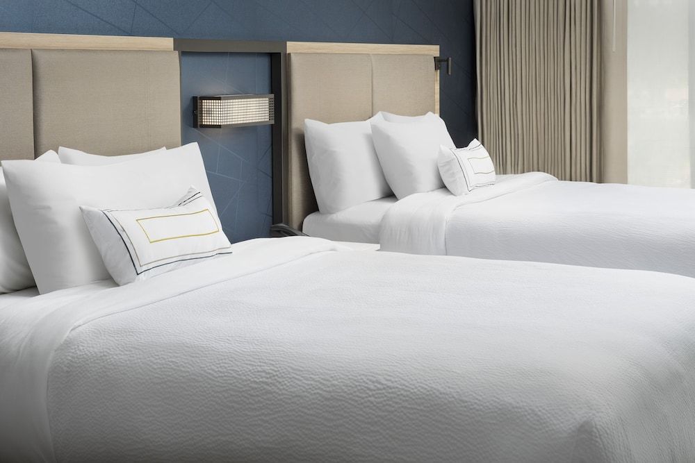 undefined SpringHill Suites by Marriott Atlanta Perimeter Center 2