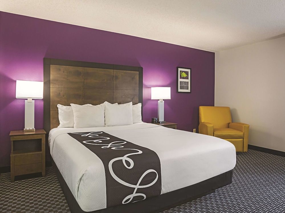 undefined La Quinta Inn & Suites by Wyndham Atlanta Midtown - Buckhead 3