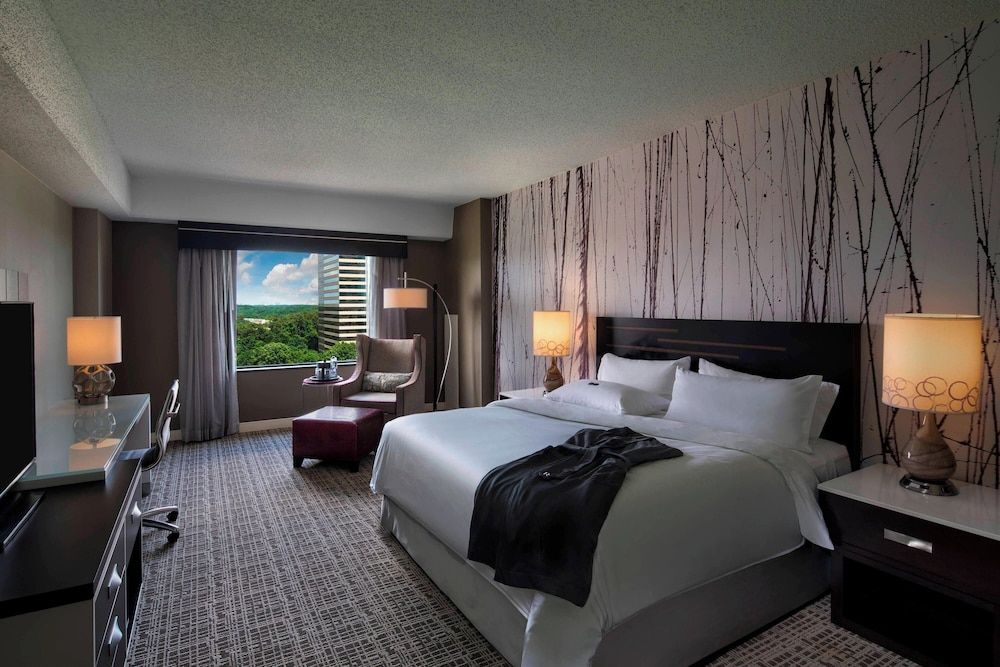 undefined Renaissance Atlanta Waverly Hotel & Convention Center 4