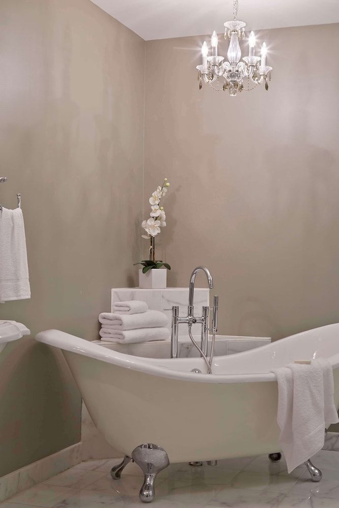 undefined The Georgian Terrace Hotel 4