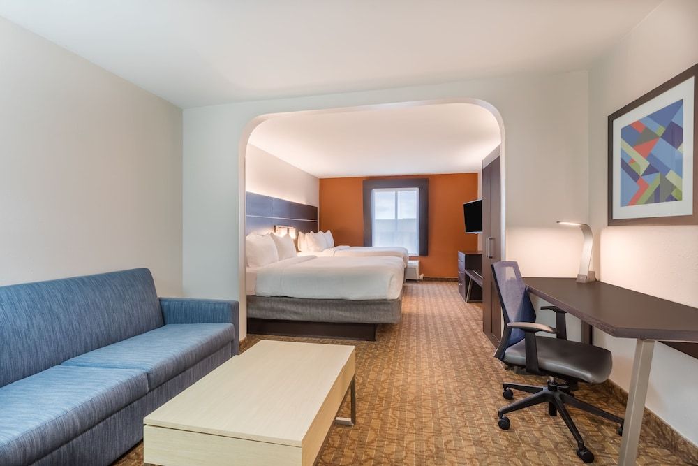 Suite, 2 Queen Beds