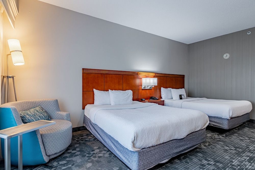 undefined Courtyard by Marriott Brunswick 7