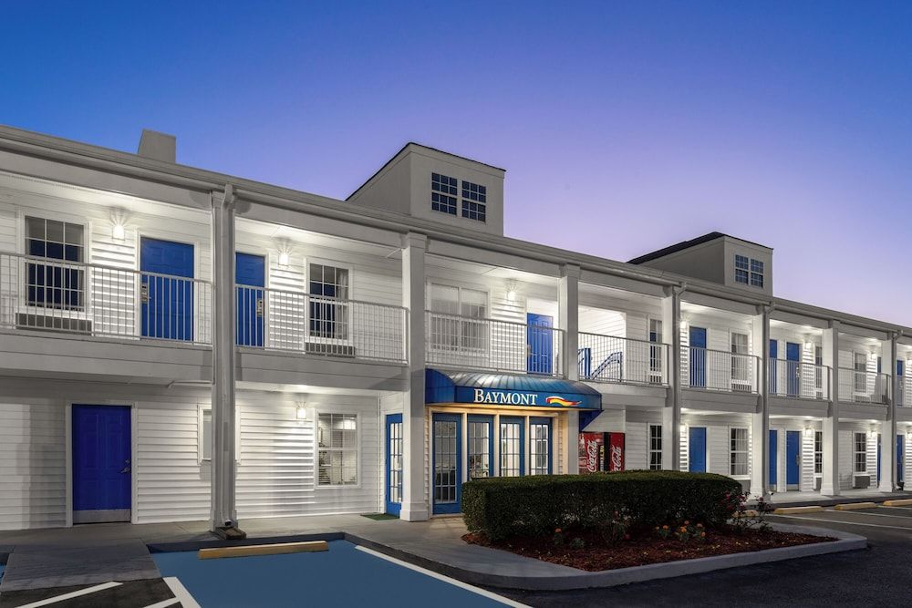 undefined Baymont by Wyndham Brunswick GA 4