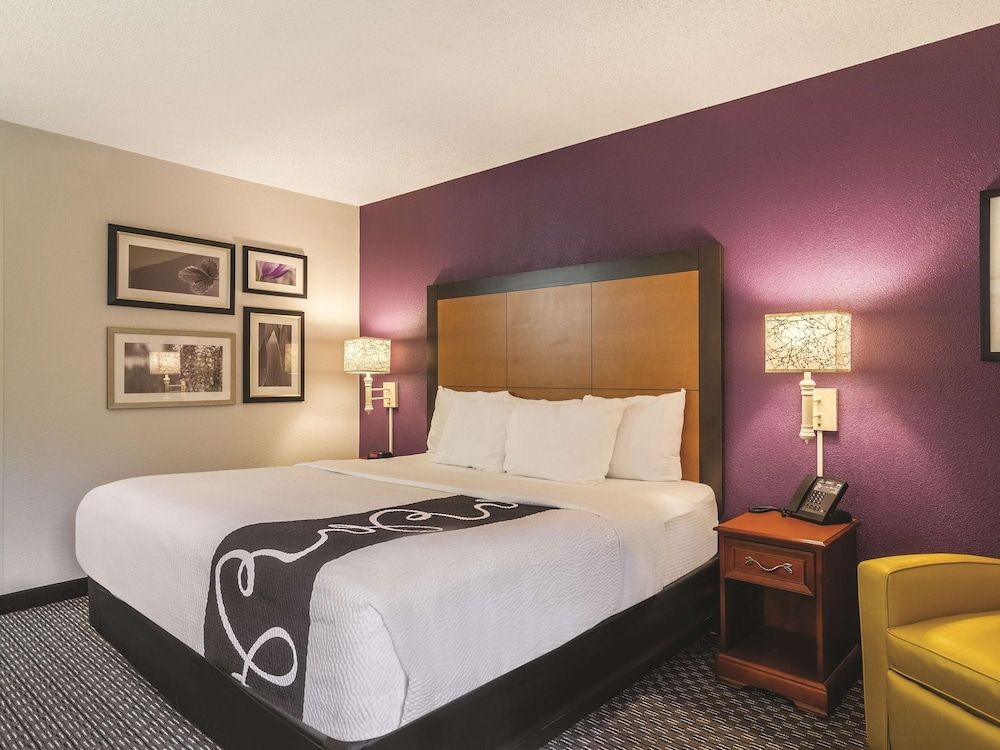 undefined Wingate by Wyndham Brunswick GA / I-95 5