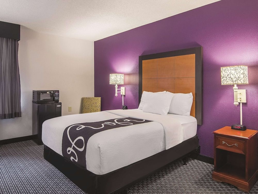 undefined Wingate by Wyndham Brunswick GA / I-95 4