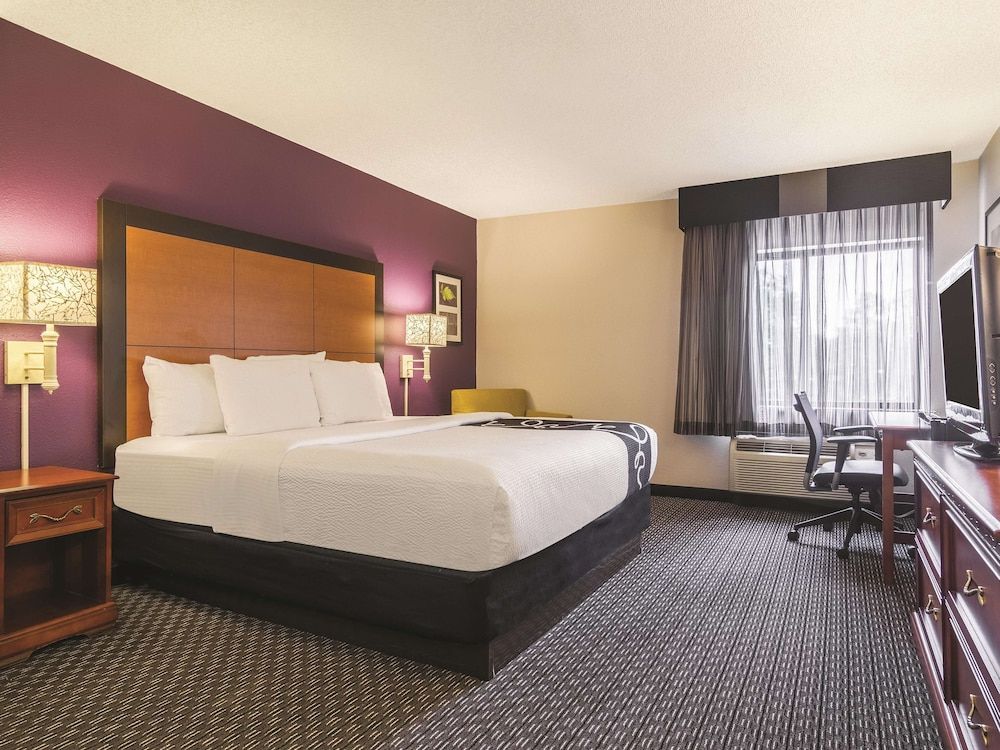 undefined Wingate by Wyndham Brunswick GA / I-95 2