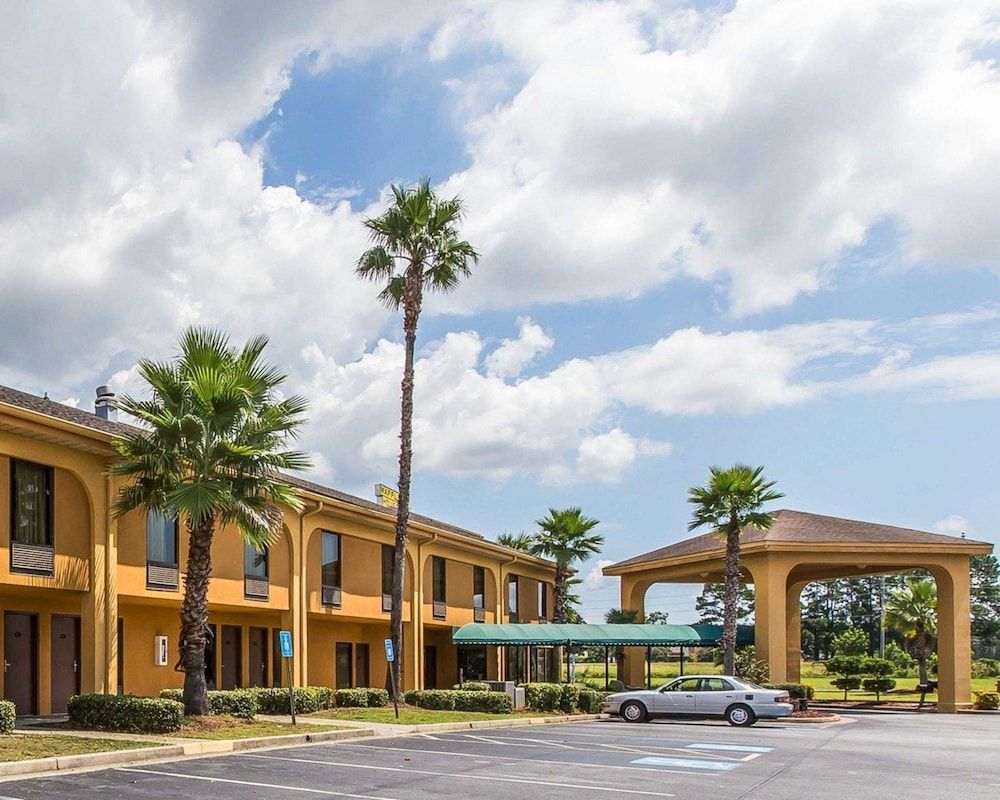 undefined Quality Inn Brunswick 6