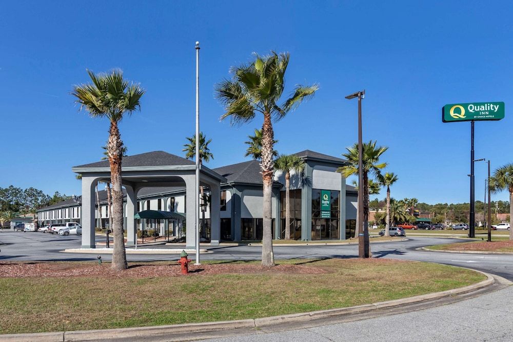 undefined Quality Inn Brunswick 4