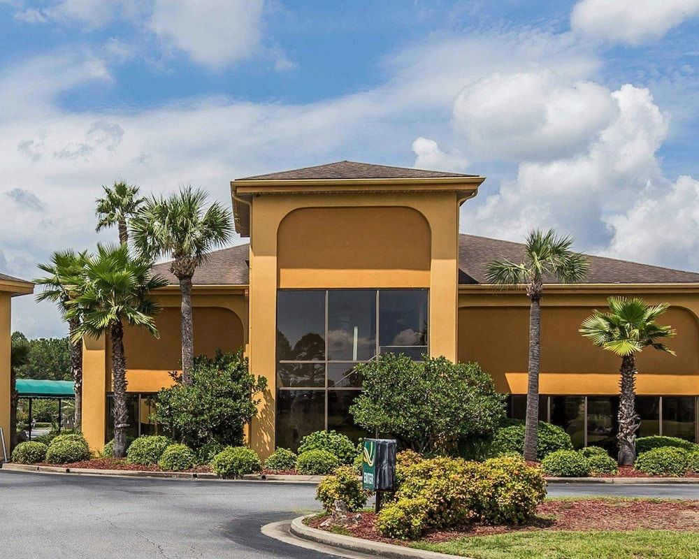 undefined Quality Inn Brunswick 8