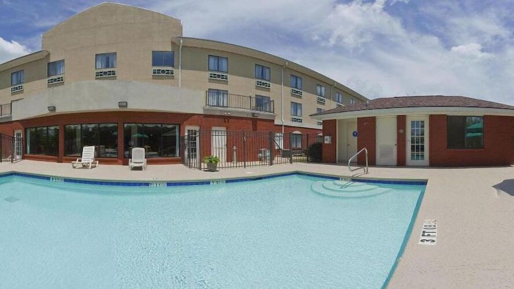 Holiday Inn Express Hotel & Suites Buford-Mall of Georgia, an IHG Hotel