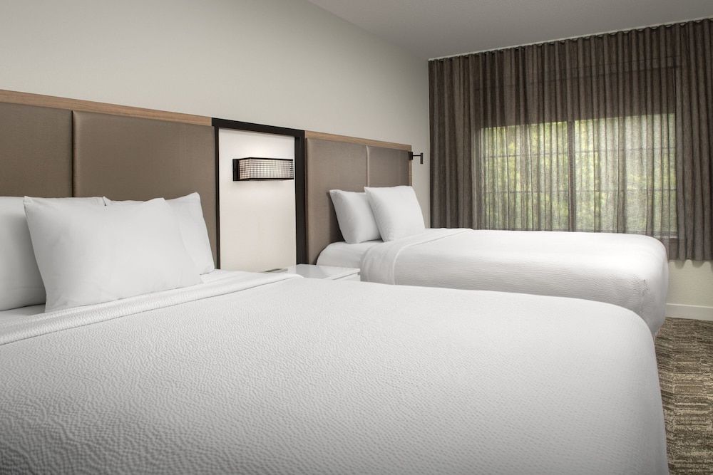 Suite, Multiple Beds (Pure)