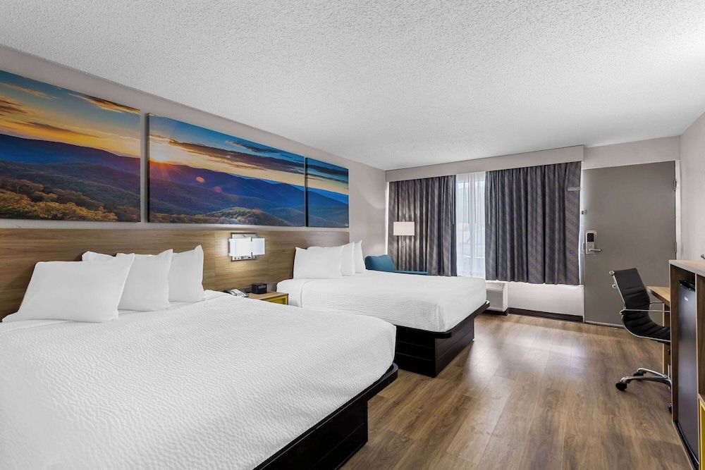 Standard Room, 2 Queen Beds, Smoking