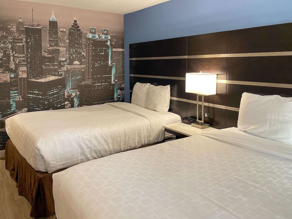 Standard Room, 2 Queen Beds, Non Smoking
