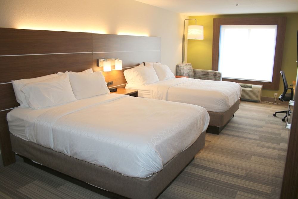 Standard Room, 2 Queen Beds