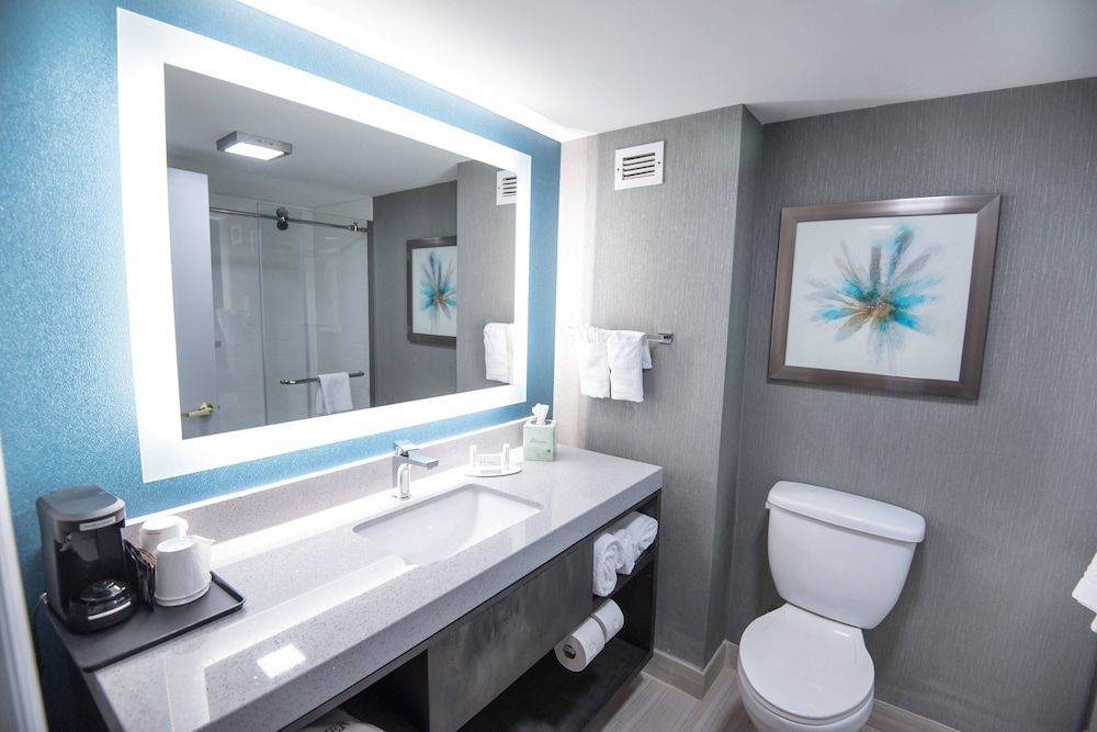 undefined Fairfield Inn and Suites by Marriott Atlanta Airport North 10