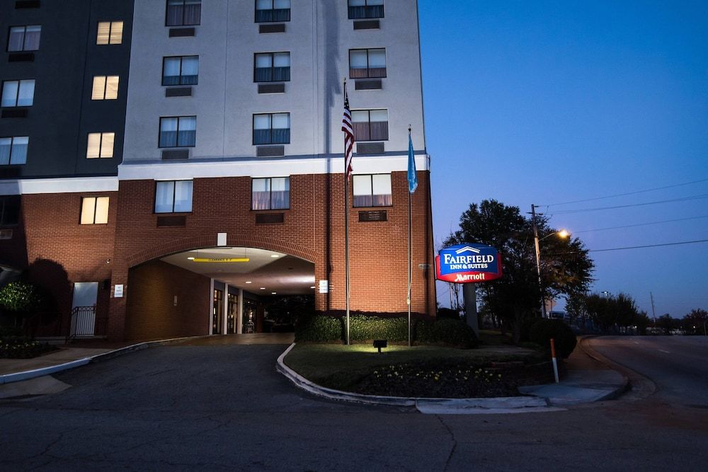 undefined Fairfield Inn and Suites by Marriott Atlanta Airport North 6