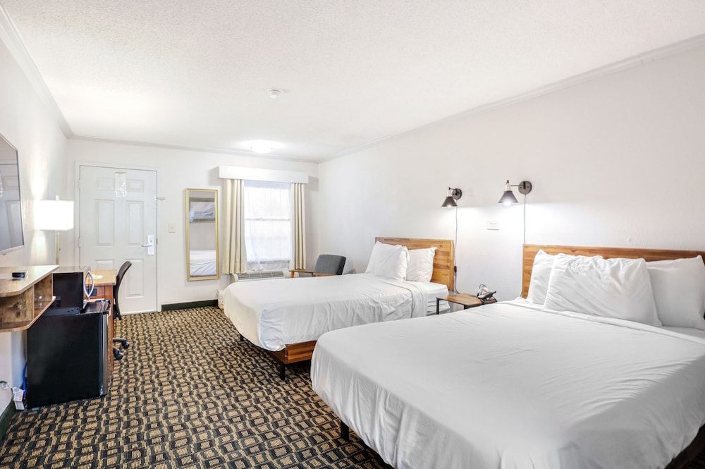 Standard Room, 2 Double Beds, Non Smoking