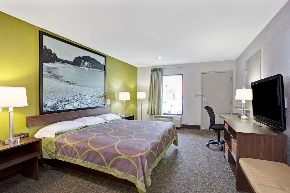 Room, 1 King Bed, Non Smoking