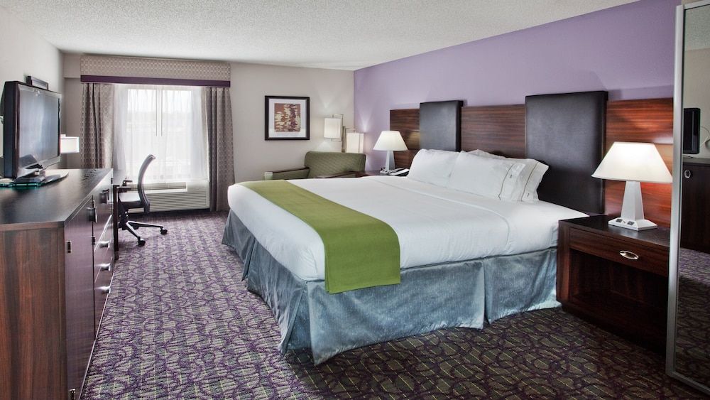 Standard Room, 1 King Bed with Sofa bed