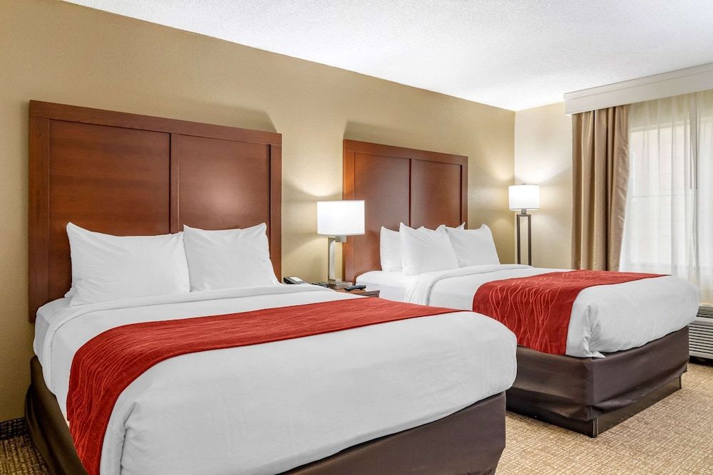 Standard Room, 2 Queen Beds, Non Smoking
