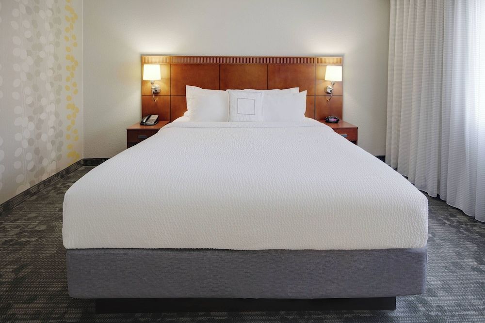 Suite, 1 Bedroom (Mobility/Hearing Accessible, Tub)