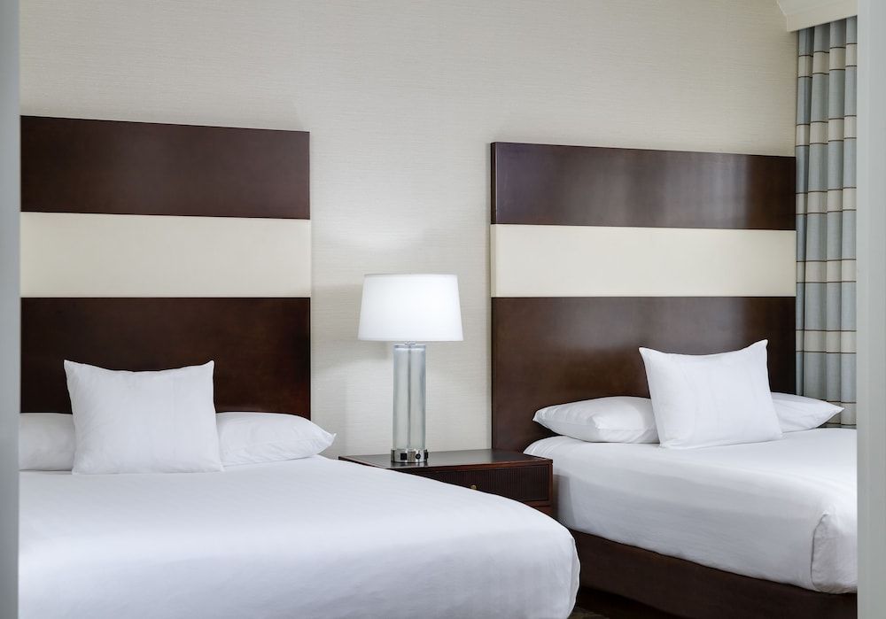 Suite (2 Queen Beds)