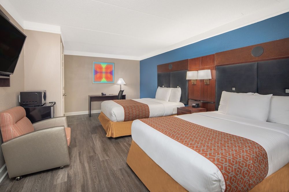 Superior Studio Suite, 2 Queen Beds, Non Smoking, Refrigerator & Microwave