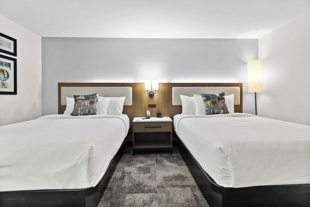 Room, 2 Double Beds, Accessible, Non Smoking (Tub with Grab Bars)