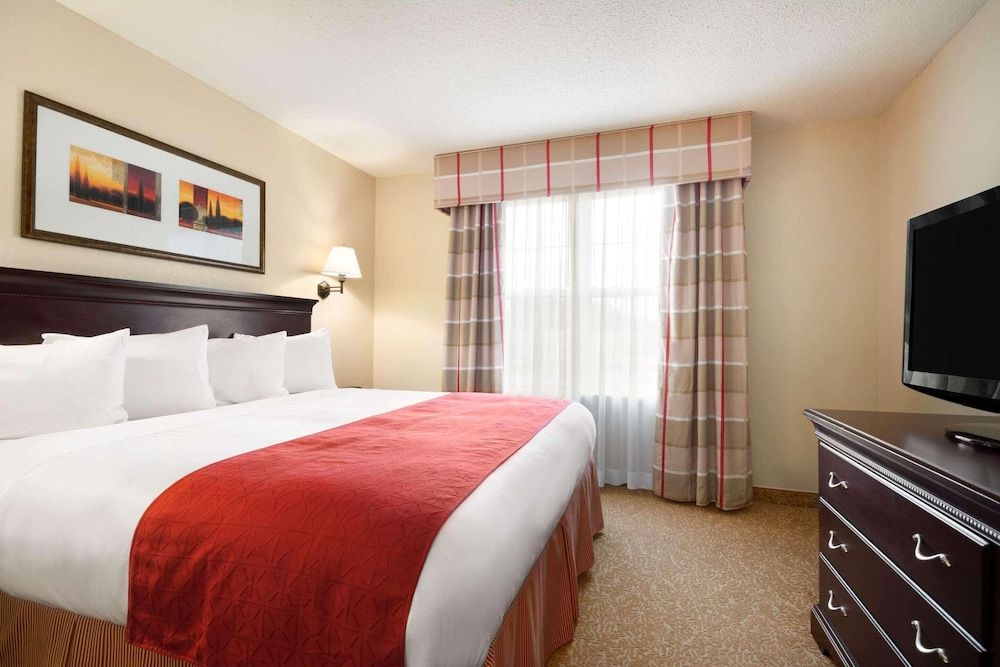Room, 1 King Bed, Non Smoking