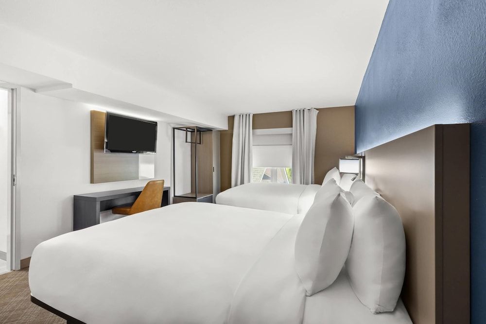 Suite, Multiple Beds, Non Smoking