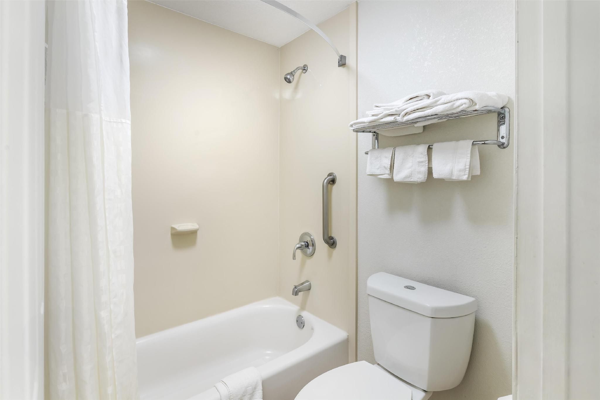 undefined Best Western Central Inn 6