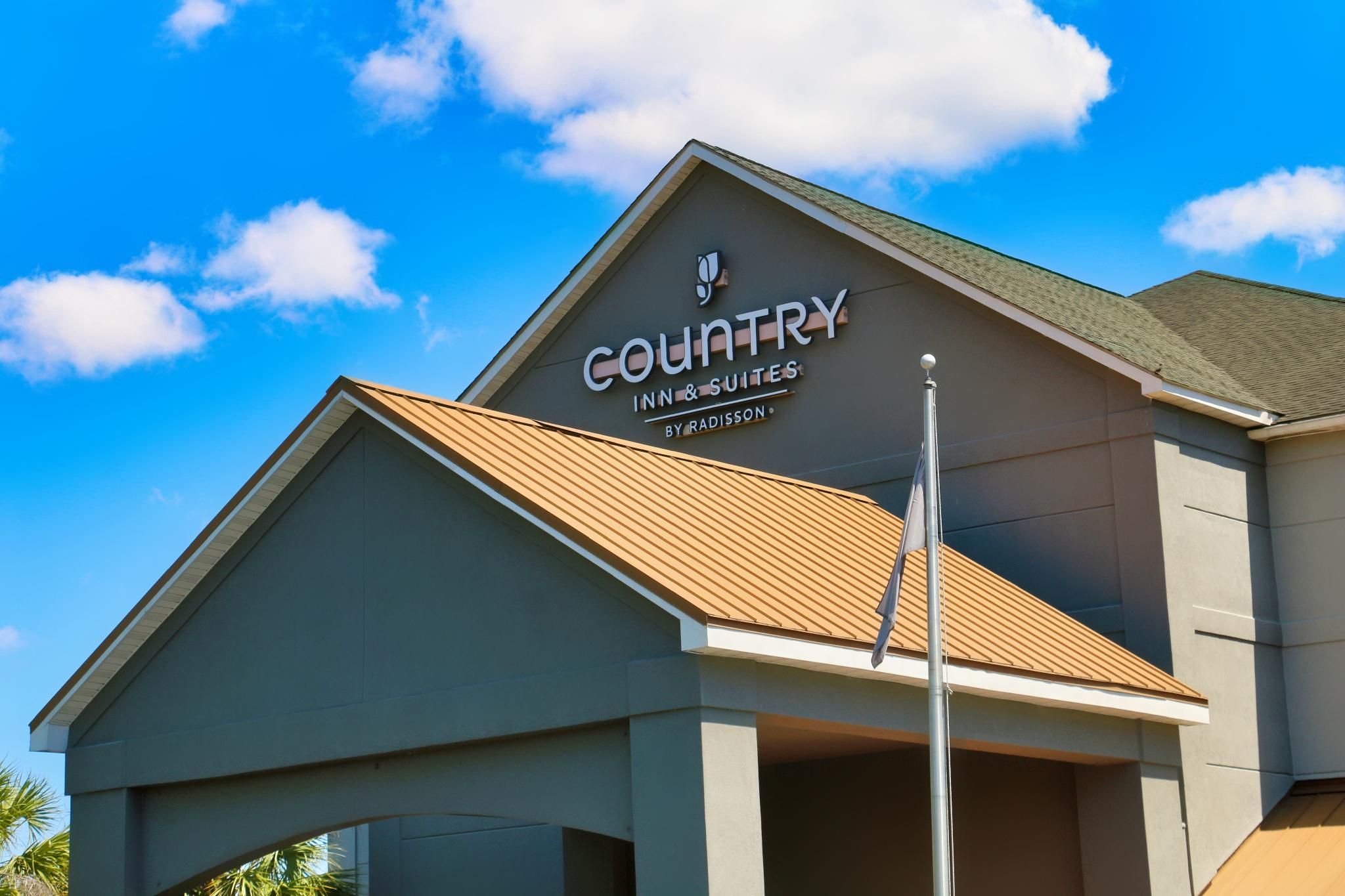 undefined Country Inn & Suites By Radisson, Savannah Gateway, GA 4