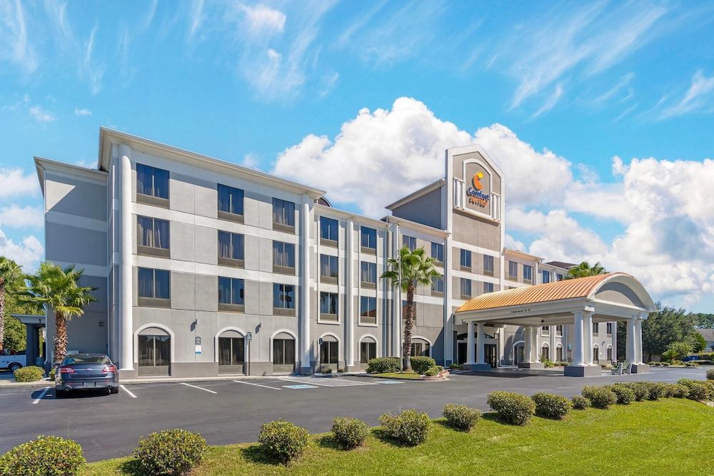 undefined Comfort Suites Savannah Gateway I-95 2