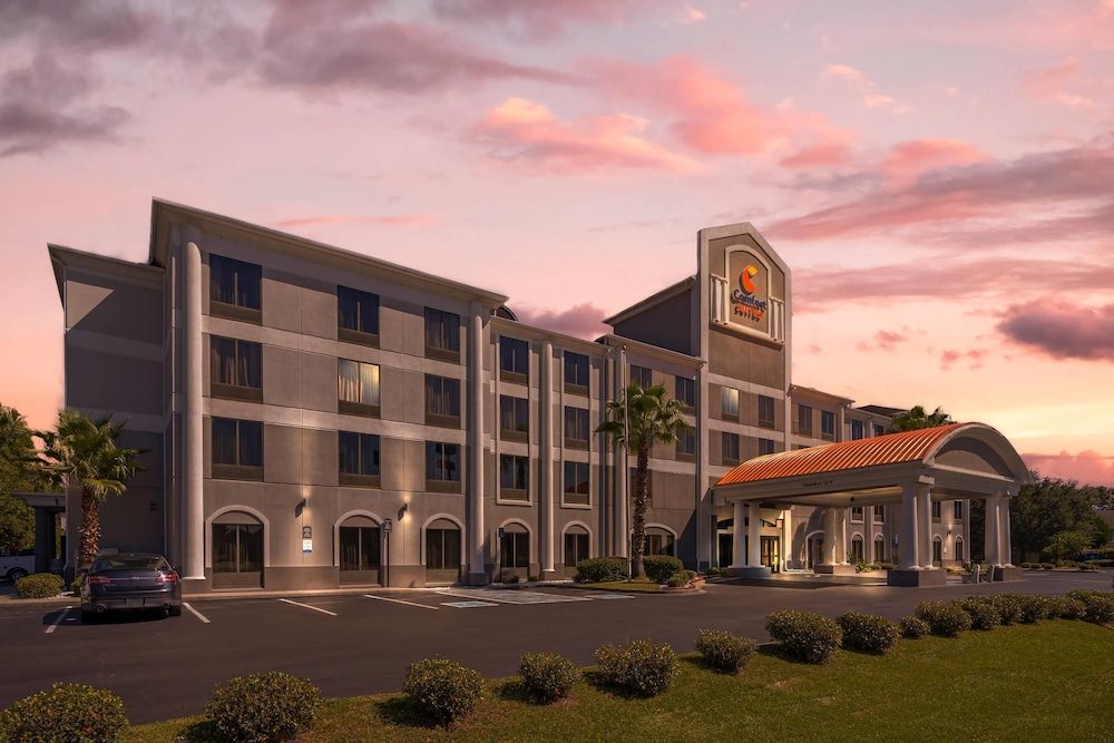 undefined Comfort Suites Savannah Gateway I-95 3