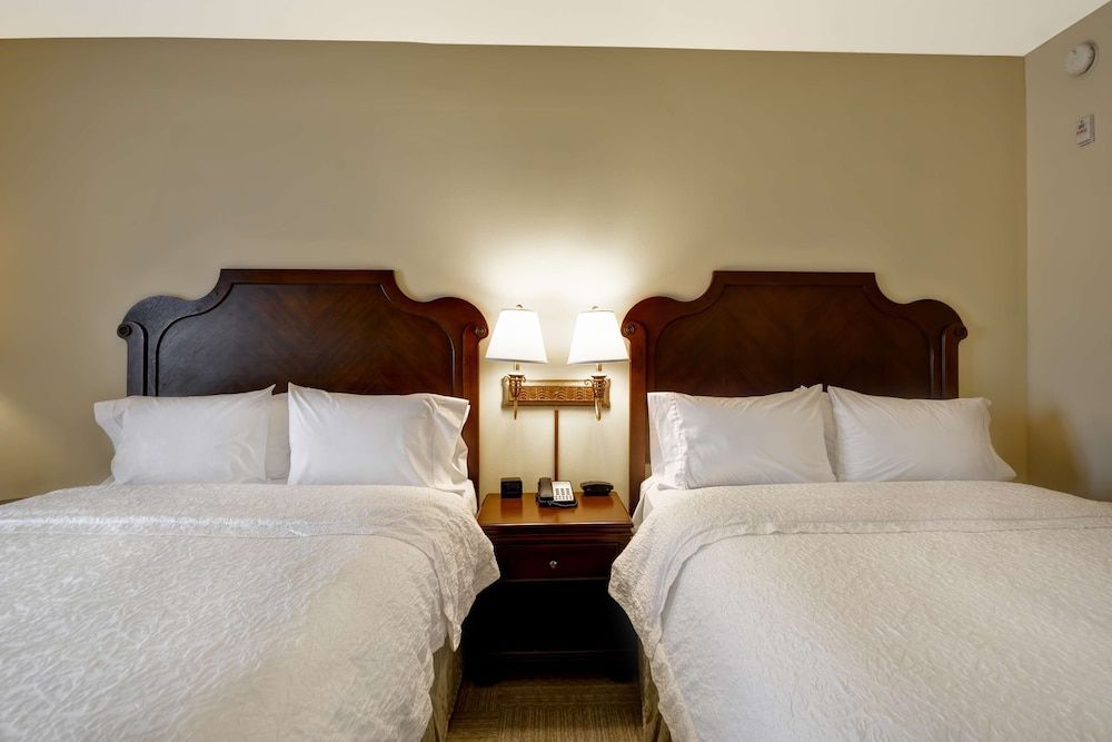 Hampton Inn & Suites Savannah Historic District Room 18