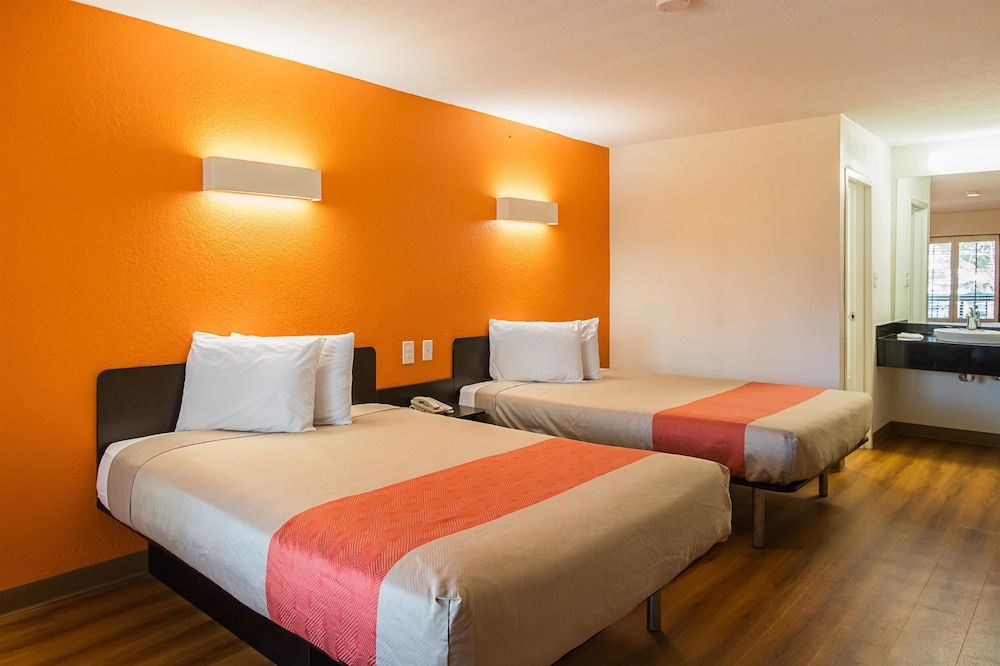 Standard Room, 2 Queen Beds, Accessible, Non Smoking
