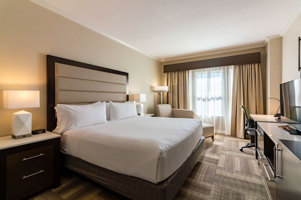 undefined Holiday Inn Express Savannah - Historic District by IHG 9