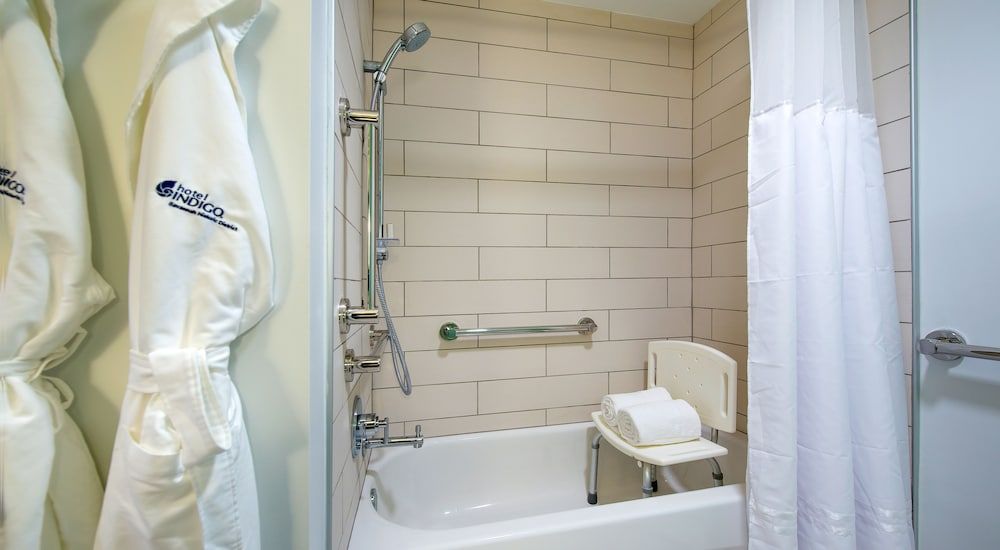 Standard Room, 1 Queen Bed, Transfer Shower, Non Smoking (Transfer Shower)
