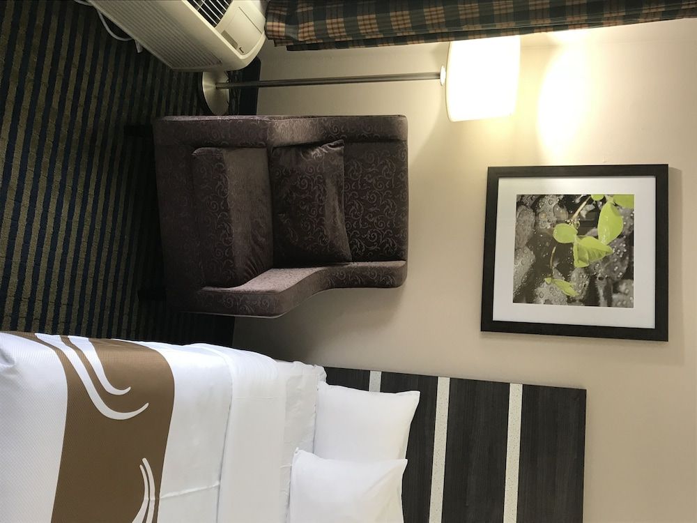 Quality Inn Savannah I-95 Standard Room, 2 Double Beds, Non Smoking 4