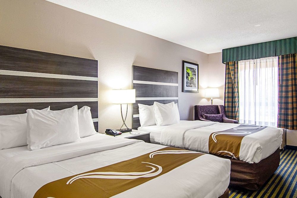 undefined Quality Inn Savannah I-95 3