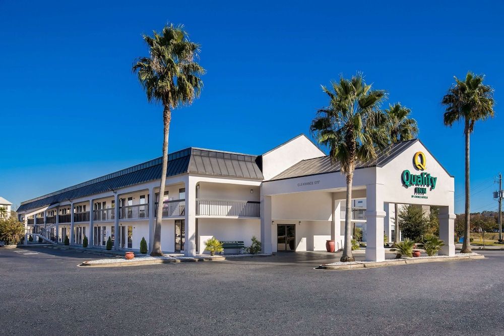 undefined Quality Inn Savannah I-95 5