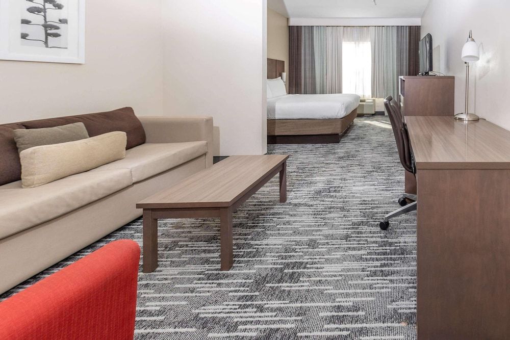 Studio Suite, 1 King Bed, Non Smoking